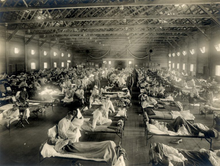 Szpital polowy podczas epidemii Influenzy