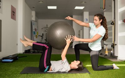 Pilates a nieprawidłowa praca stawów krzyżowo-biodrowych