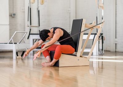 Balanced Body Pilates Contrology Arm Chair w użyciu