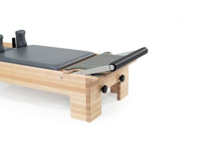 Balanced Body Pilates Studio Standing Platform Extender w użyciu