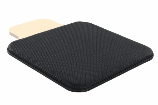 Jumpboard CenterLine Reformer Balanced Body z wyściełaną czarną powierzchnią